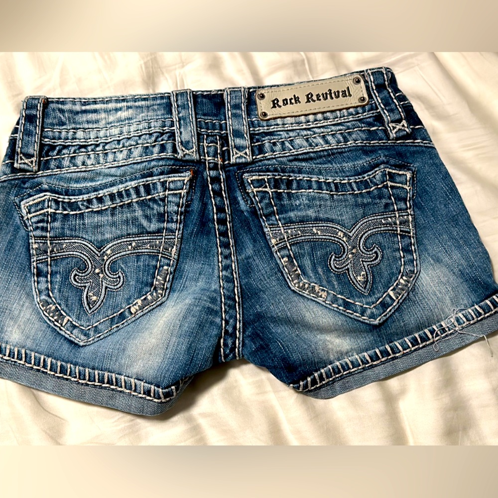 Rock Revival size 25 like new jeans shorts